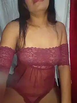Lia Phone  online show from 4, 8, 2026