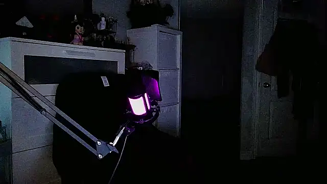 obeycarrienoona online show from 14, 4, 2026