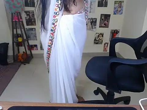Kinky babyy online show from 9, 7, 2026