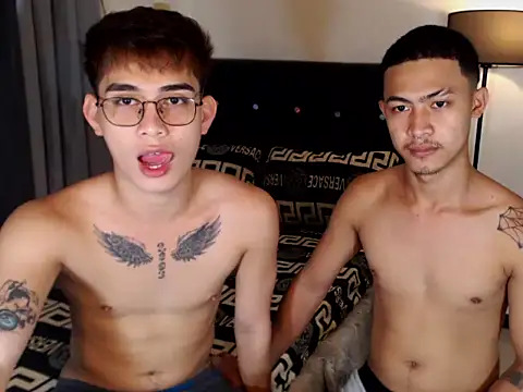 Snapshot of Xasianhotguy chatting on 6, 4, 2026 Xasianhotguy online show from 6, 4, 2026