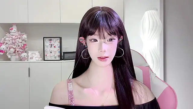 -Moonshine online show from 11, 4, 2026