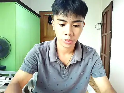 Snapshot of valerio_fernan chatting on 7, 7, 2026 valerio fernan online show from 7, 7, 2026