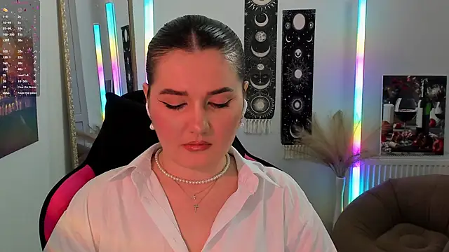 SourCherry   online show from 19, 5, 2026