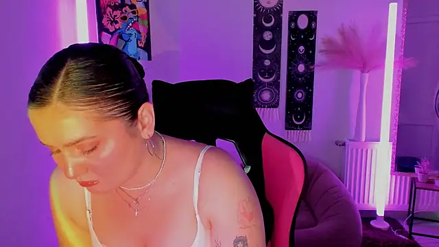 SourCherry   online show from 1, 7, 2026