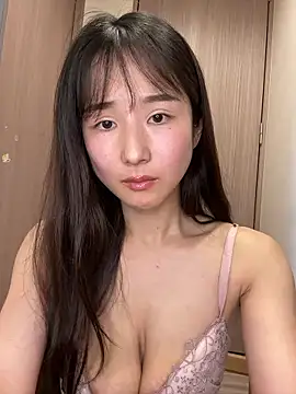 Hinako 0012 online show from 27, 4, 2026