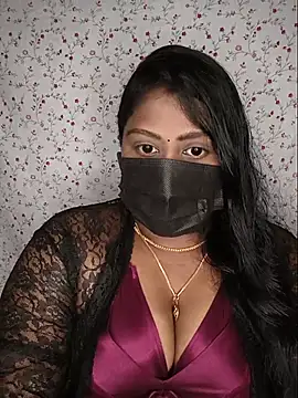 Romantic Woman online show from 13, 6, 2026