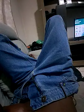 Snapshot of hhshjahh chatting on 5, 7, 2026 hhshjahh online show from 5, 7, 2026