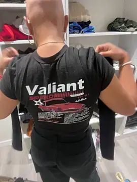 zensorial online show from 8, 4, 2026