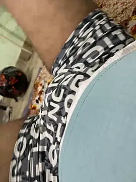 Biglolipopblack online show from 4, 4, 2026