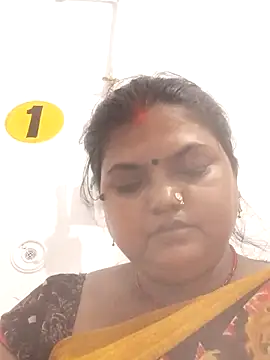 Snapshot of Desi_hot_bhabhi01 chatting on 8, 6, 2026 Desi hot bhabhi01 online show from 8, 6, 2026