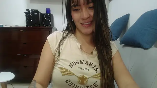 hannajonnes1 online show from 21, 4, 2026