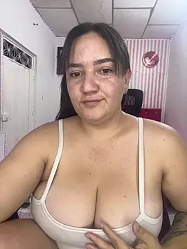 Snapshot of Fresita-12 chatting on 15, 4, 2026 Fresita-12 online show from 15, 4, 2026
