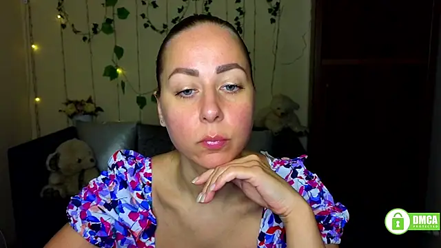 Alicewonderrmiss online show from 10, 4, 2026