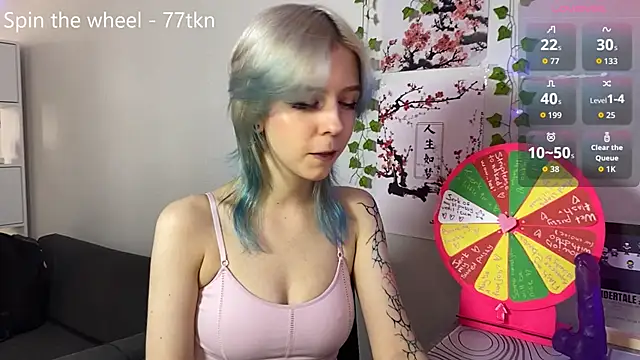 LunaBless online show from 4, 6, 2026