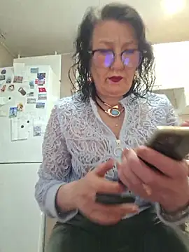 LaliaMia online show from 12, 4, 2026