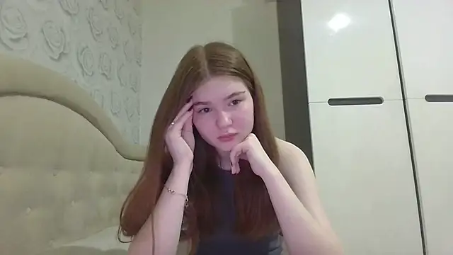 Snapshot of braveblush chatting on 7, 4, 2026 braveblush online show from 7, 4, 2026