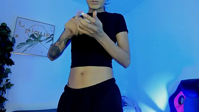 Snapshot of Maddie_Ray chatting on 17, 6, 2026 Maddie Ray online show from 17, 6, 2026