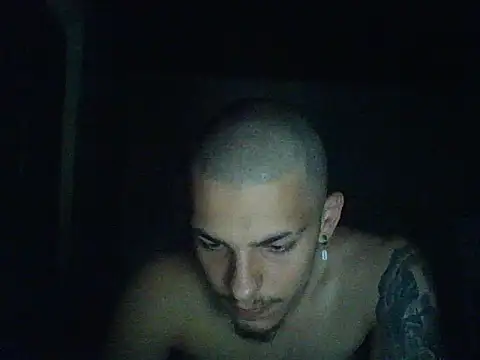 Snapshot of robertmrn112 chatting on 5, 6, 2026 robertmrn112 online show from 5, 6, 2026