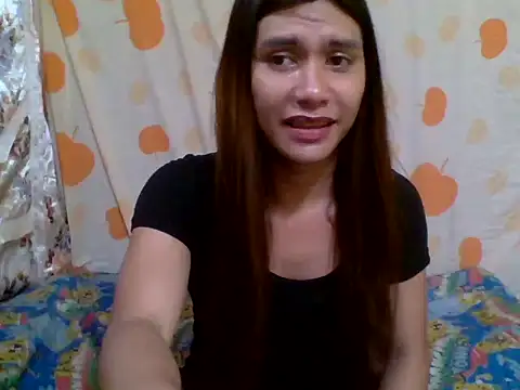 Snapshot of luna_veille chatting on 7, 5, 2026 luna veille online show from 7, 5, 2026