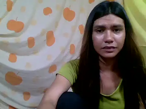 Snapshot of luna_veille chatting on 12, 5, 2026 luna veille online show from 12, 5, 2026
