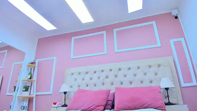 Snapshot of lala_ink_ chatting on 6, 4, 2026 lala ink online show from 6, 4, 2026