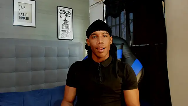 Snapshot of axel_silva4 chatting on 15, 4, 2026 axel silva4 online show from 15, 4, 2026
