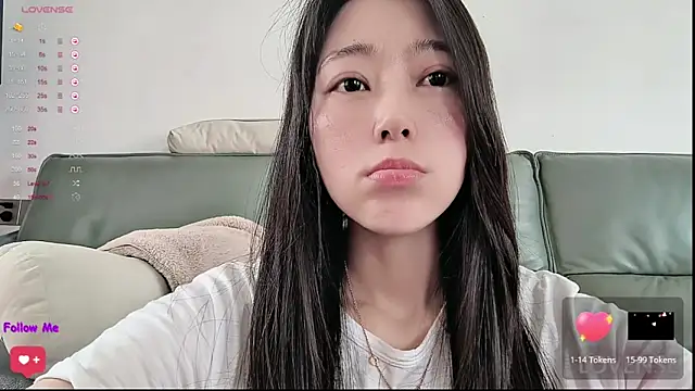 Snapshot of MMYIOO chatting on 8, 4, 2026 MMYIOO online show from 8, 4, 2026