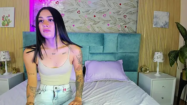 ZoeWillins online show from 9, 4, 2026