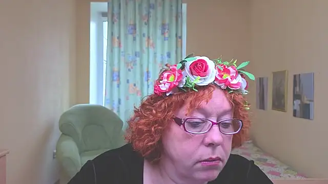 Snapshot of Fara_Flutte chatting on 21, 4, 2026 Fara Flutte online show from 21, 4, 2026
