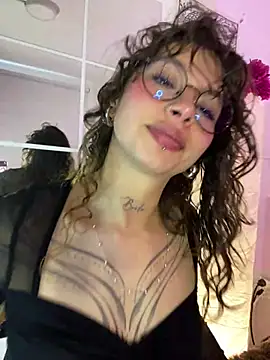Dreanaa online show from 23, 4, 2026