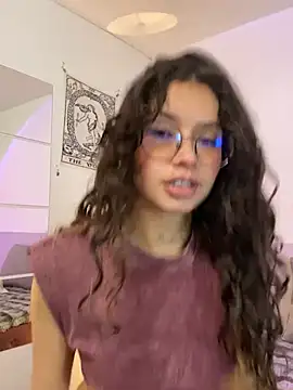 Snapshot of Dreanaa chatting on 21, 7, 2026 Dreanaa online show from 21, 7, 2026