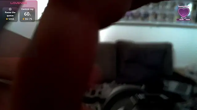 Snapshot of power_couple chatting on 12, 4, 2026 power couple online show from 12, 4, 2026