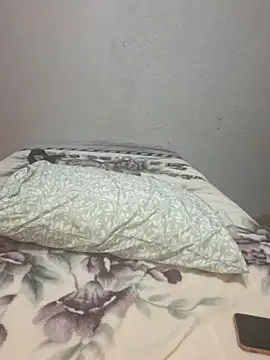 KittyLee004 online show from 11, 4, 2026