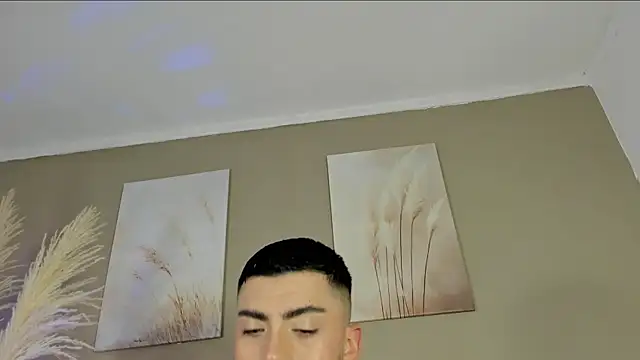 Snapshot of Alexander_Diazz chatting on 26, 5, 2026 Alexander Diazz online show from 26, 5, 2026