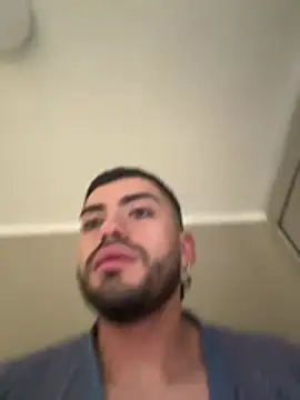 Snapshot of Alexander_Diazz chatting on 29, 5, 2026 Alexander Diazz online show from 29, 5, 2026