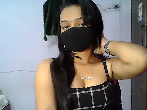Saxy Mony002 online show from 9, 5, 2026