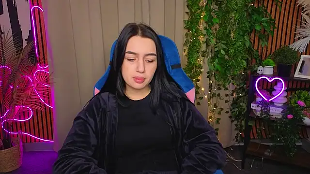 MargaretParker online show from 12, 4, 2026