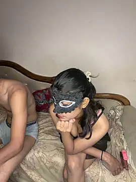 Snapshot of Love_Birds00 chatting on 10, 4, 2026 Love Birds00 online show from 10, 4, 2026