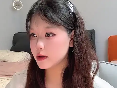 MiaDaily online show from 9, 4, 2026