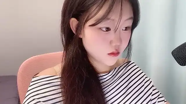 Lilababy00 online show from 28, 4, 2026