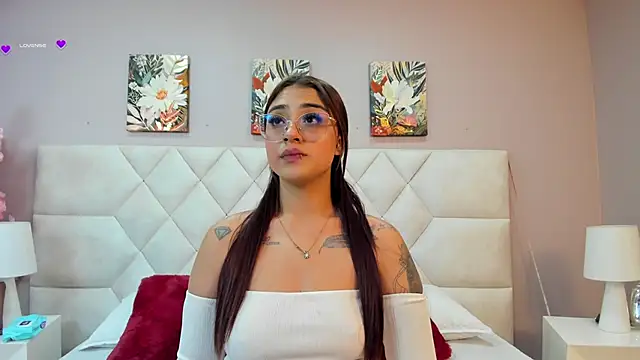 Victoria  lee online show from 19, 5, 2026