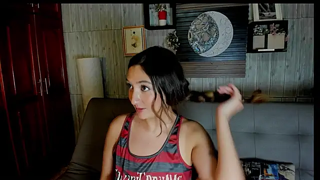 Snapshot of Alucarda666 chatting on 7, 7, 2026 Alucarda666 online show from 7, 7, 2026