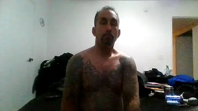 Snapshot of tenser59 chatting on 28, 4, 2026 tenser59 online show from 28, 4, 2026