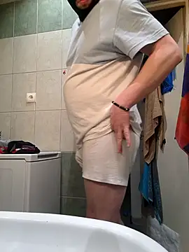 Snapshot of Dark_Silk_TV chatting on 8, 4, 2026 Dark Silk TV online show from 8, 4, 2026