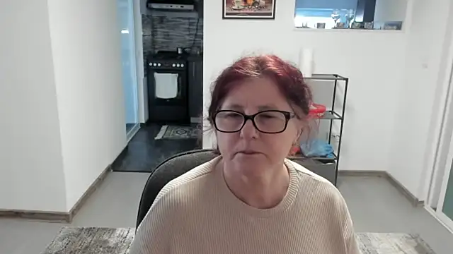 Snapshot of CatherineRowe chatting on 19, 1, 2025 CatherineRowe online show from 19, 1, 2025