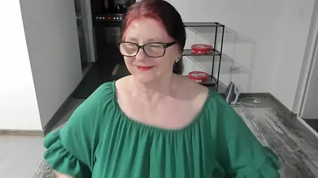 Snapshot of CatherineRowe chatting on 28, 1, 2025 CatherineRowe online show from 28, 1, 2025