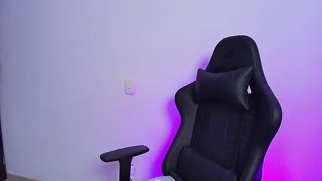 Megan jacksonn  online show from 16, 4, 2026