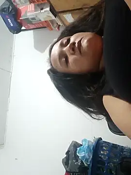 paola daza online show from 10, 4, 2026