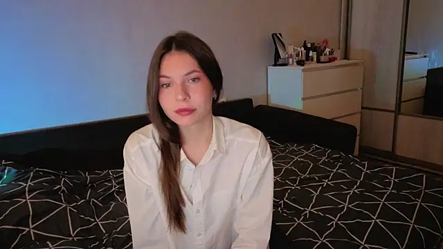 Snapshot of Wanna_see_uFII chatting on 19, 5, 2026 Wanna see uFII online show from 19, 5, 2026