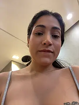 Snapshot of Hana-Parker chatting on 4, 5, 2026 Hana-Parker online show from 4, 5, 2026